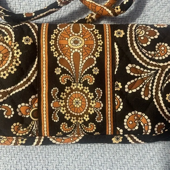 Vera Bradley Retired Crossbody Trifold Wallet - Picture 2 of 14